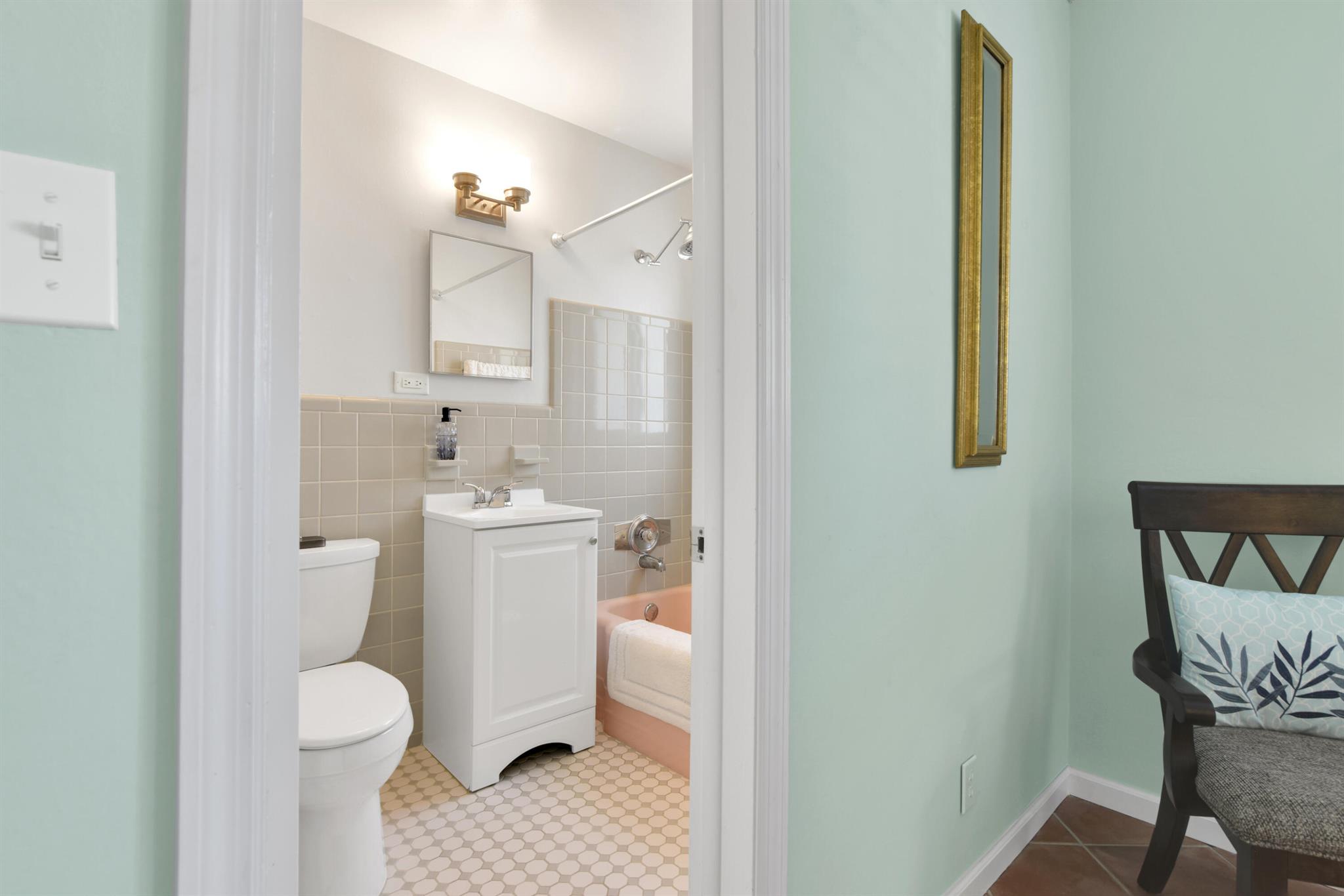 430 NE 25th Terrace