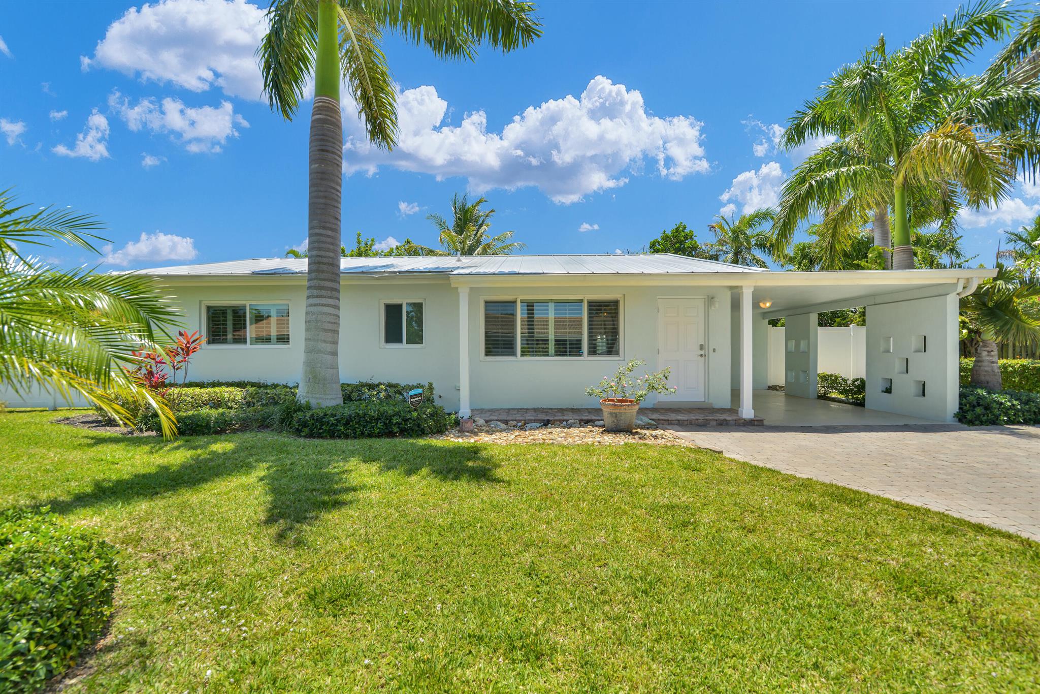430 NE 25th Terrace