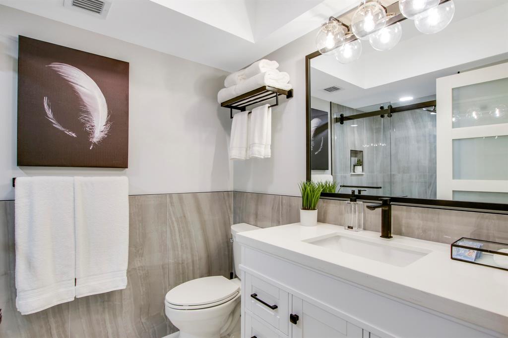 512 Brackenwood Place