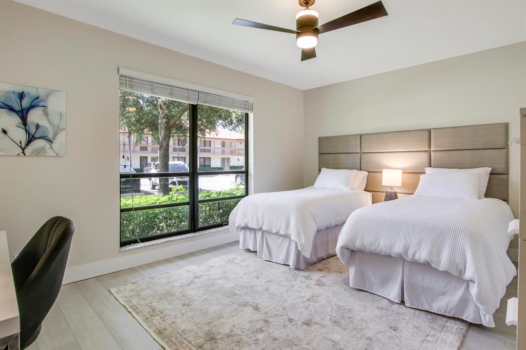 512 Brackenwood Place