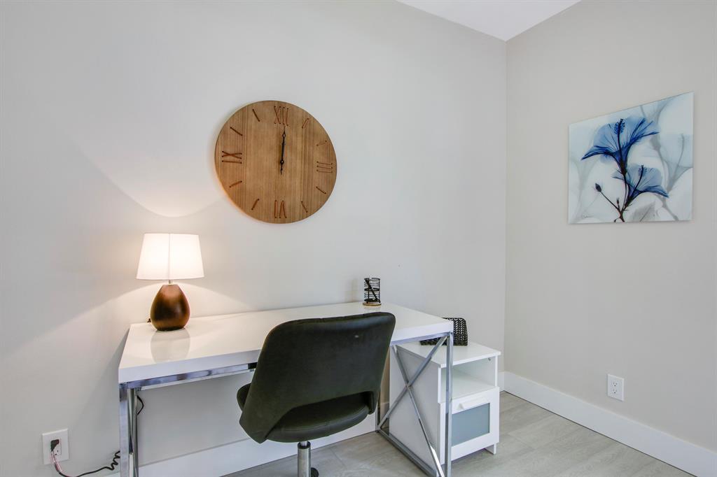 512 Brackenwood Place