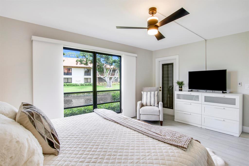 512 Brackenwood Place