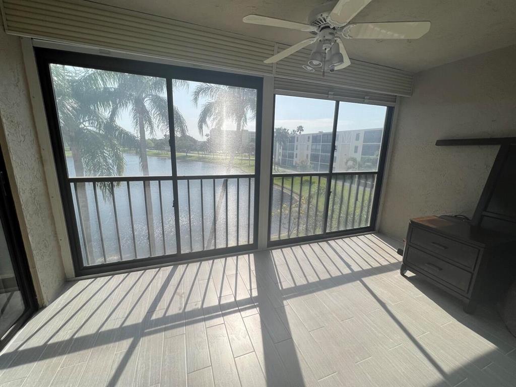 14500 Stirling Way Unit: 304