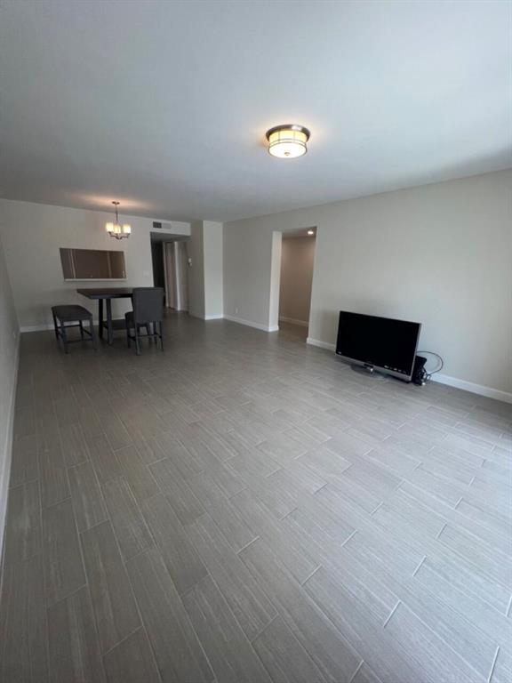 14500 Stirling Way Unit: 304