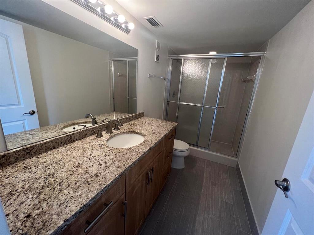 14500 Stirling Way Unit: 304