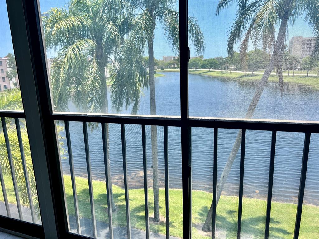 14500 Stirling Way Unit: 304