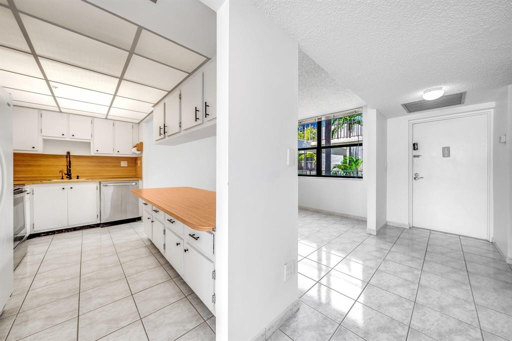 20441 NE 30th Avenue Unit: 312-9