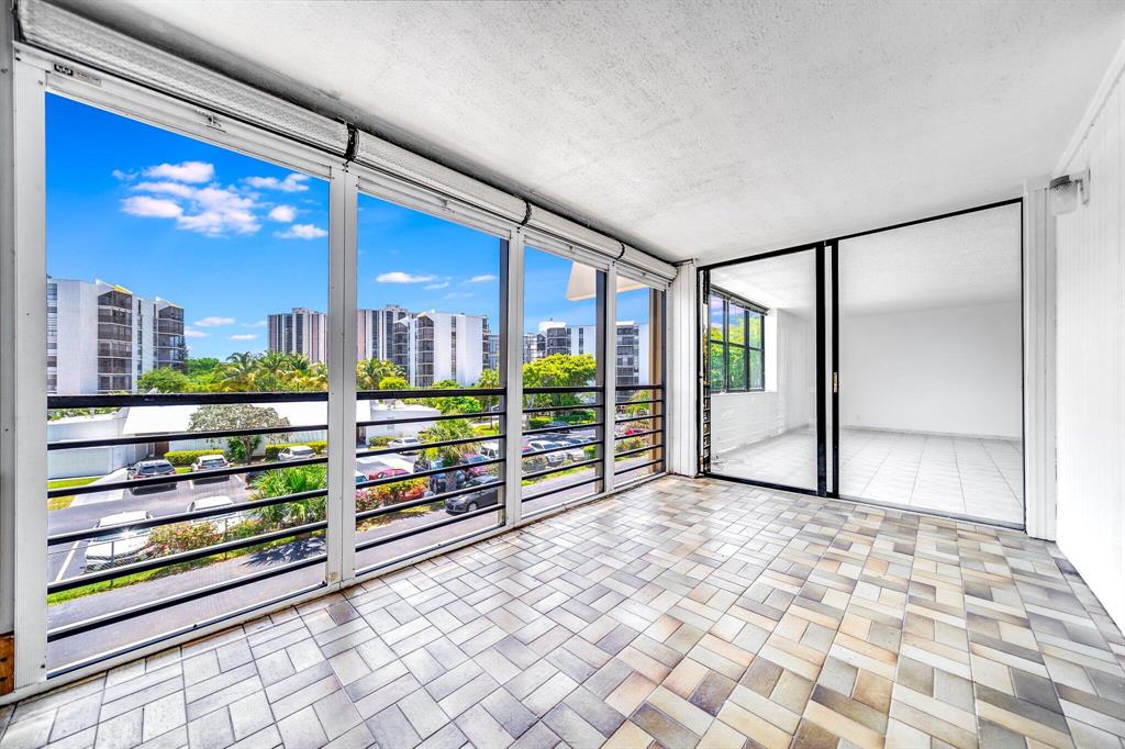 20441 NE 30th Avenue Unit: 312-9