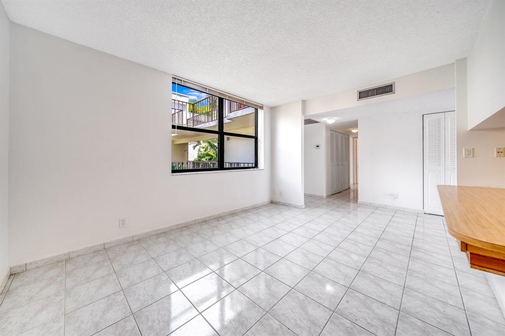 20441 NE 30th Avenue Unit: 312-9
