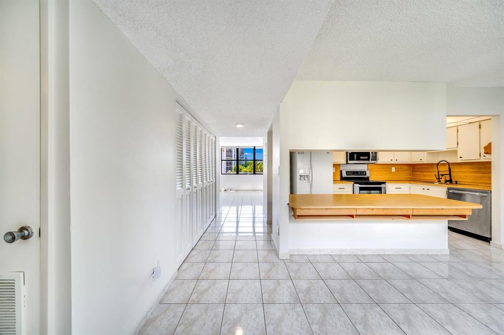 20441 NE 30th Avenue Unit: 312-9