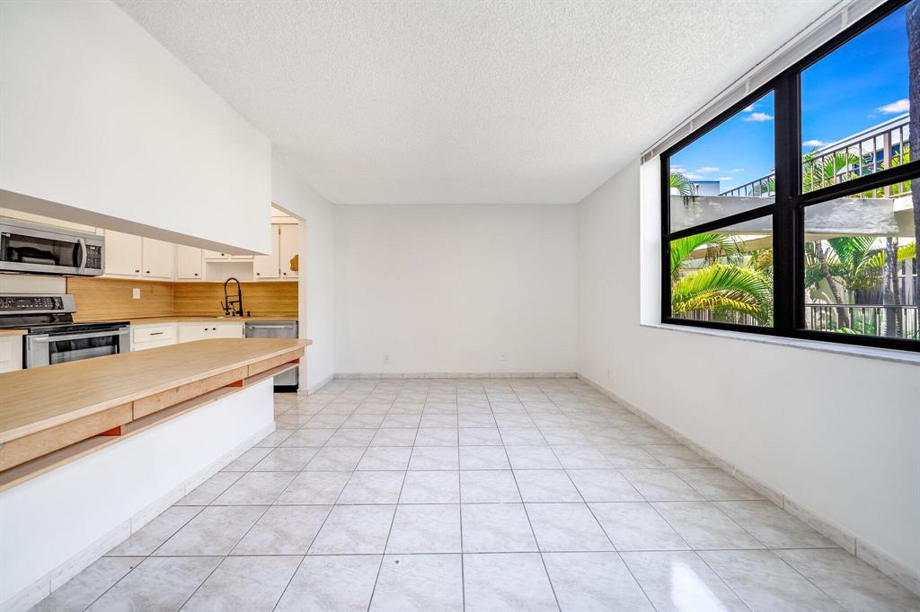 20441 NE 30th Avenue Unit: 312-9