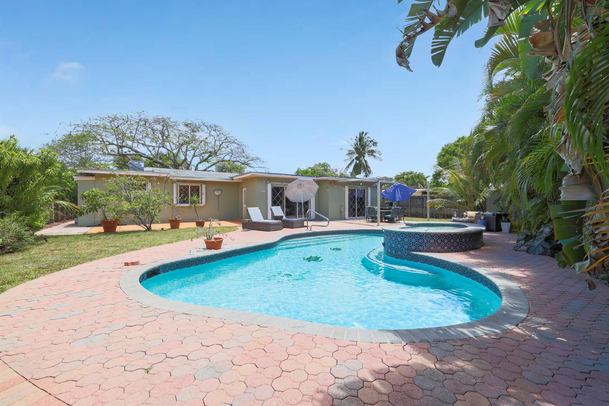 342 SW 14th Street