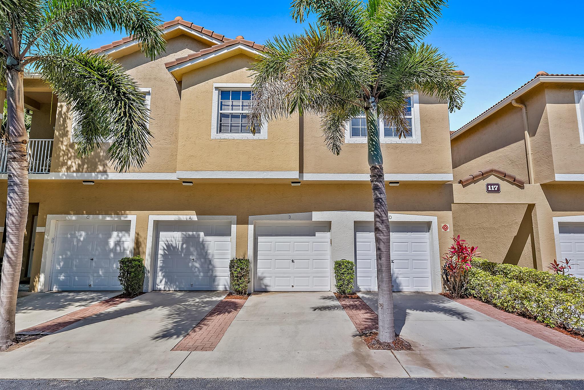 117 Lighthouse Circle Unit: B