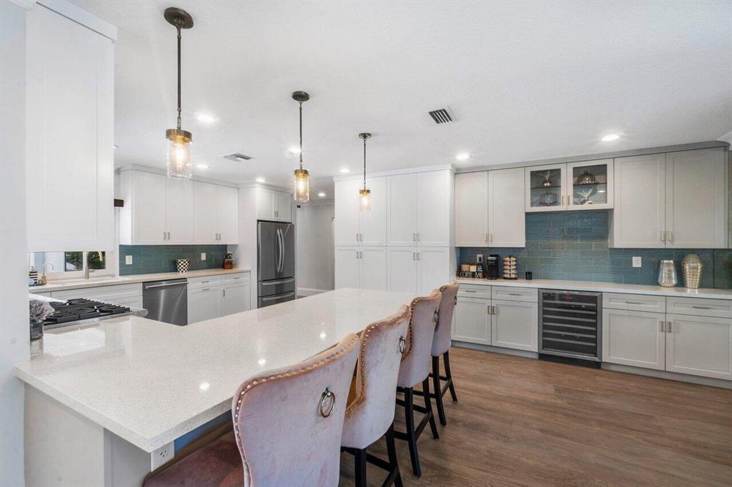 1011 SW Hickory