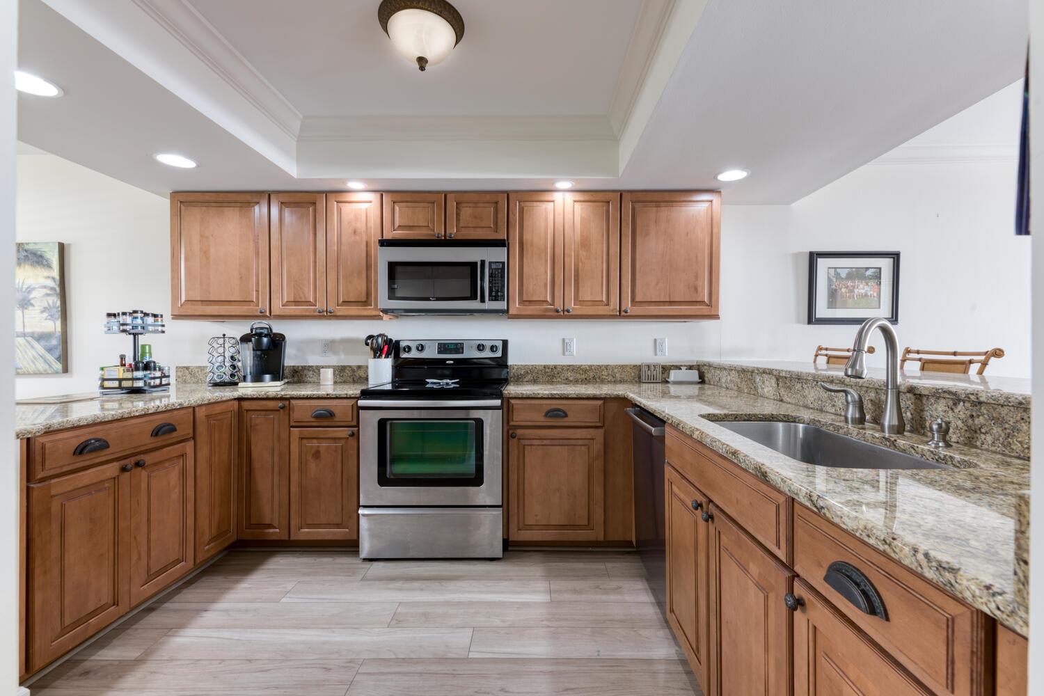 1055 Ocean Drive Unit: 403