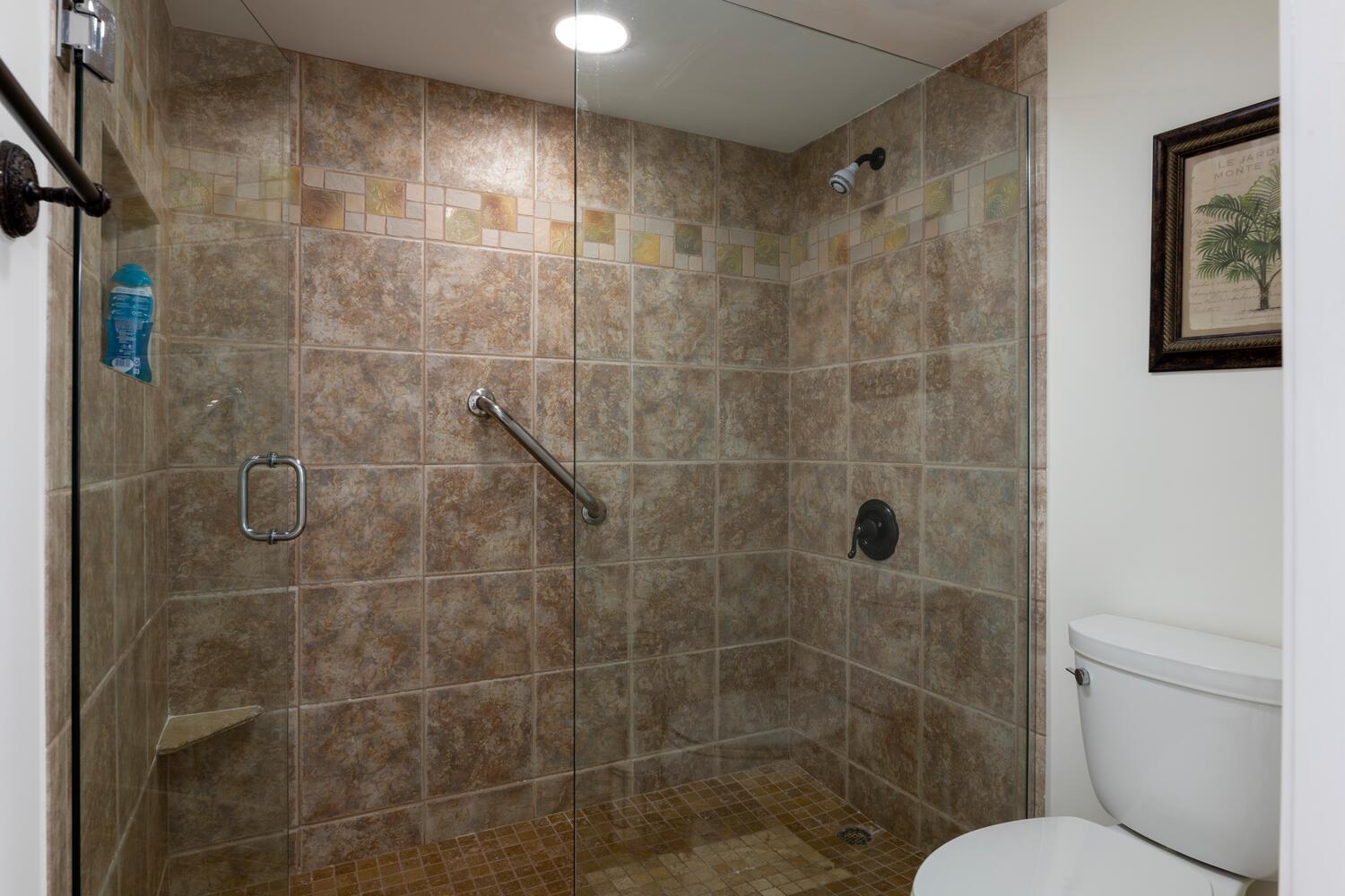 1055 Ocean Drive Unit: 403