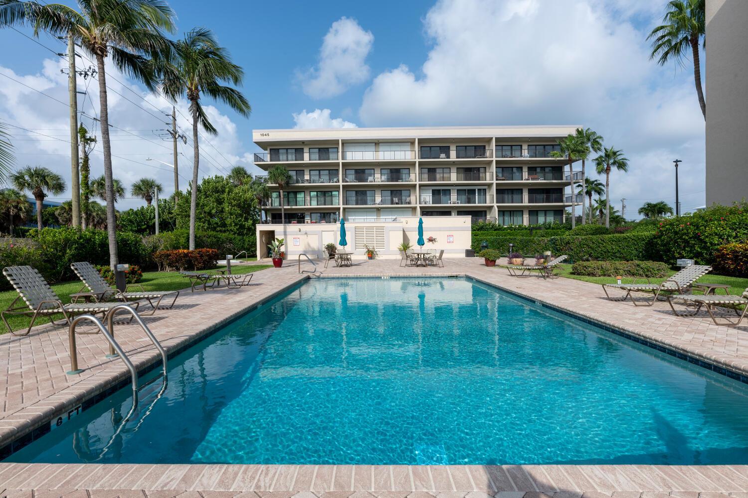 1055 Ocean Drive Unit: 403