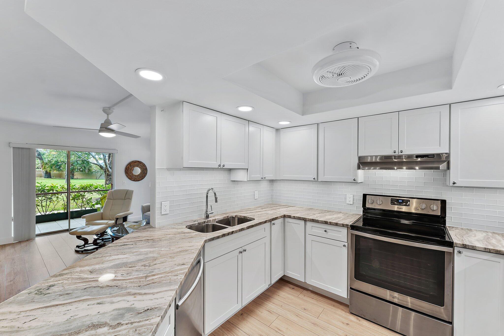 6524 Chasewood Drive Unit: C