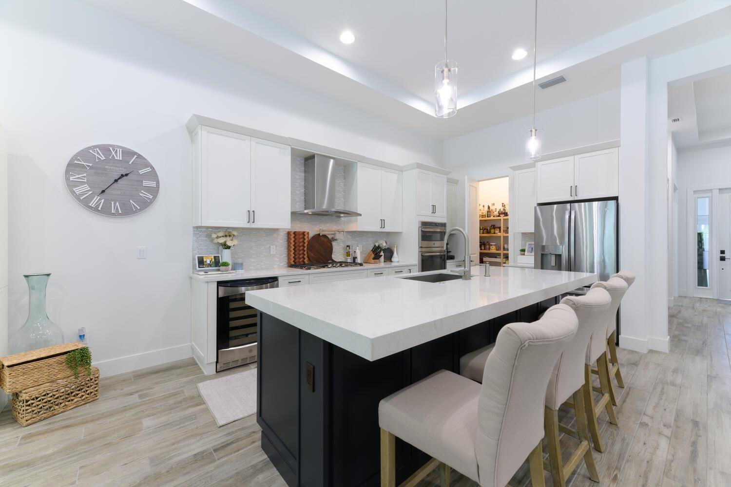 13674 Artisan Circle
