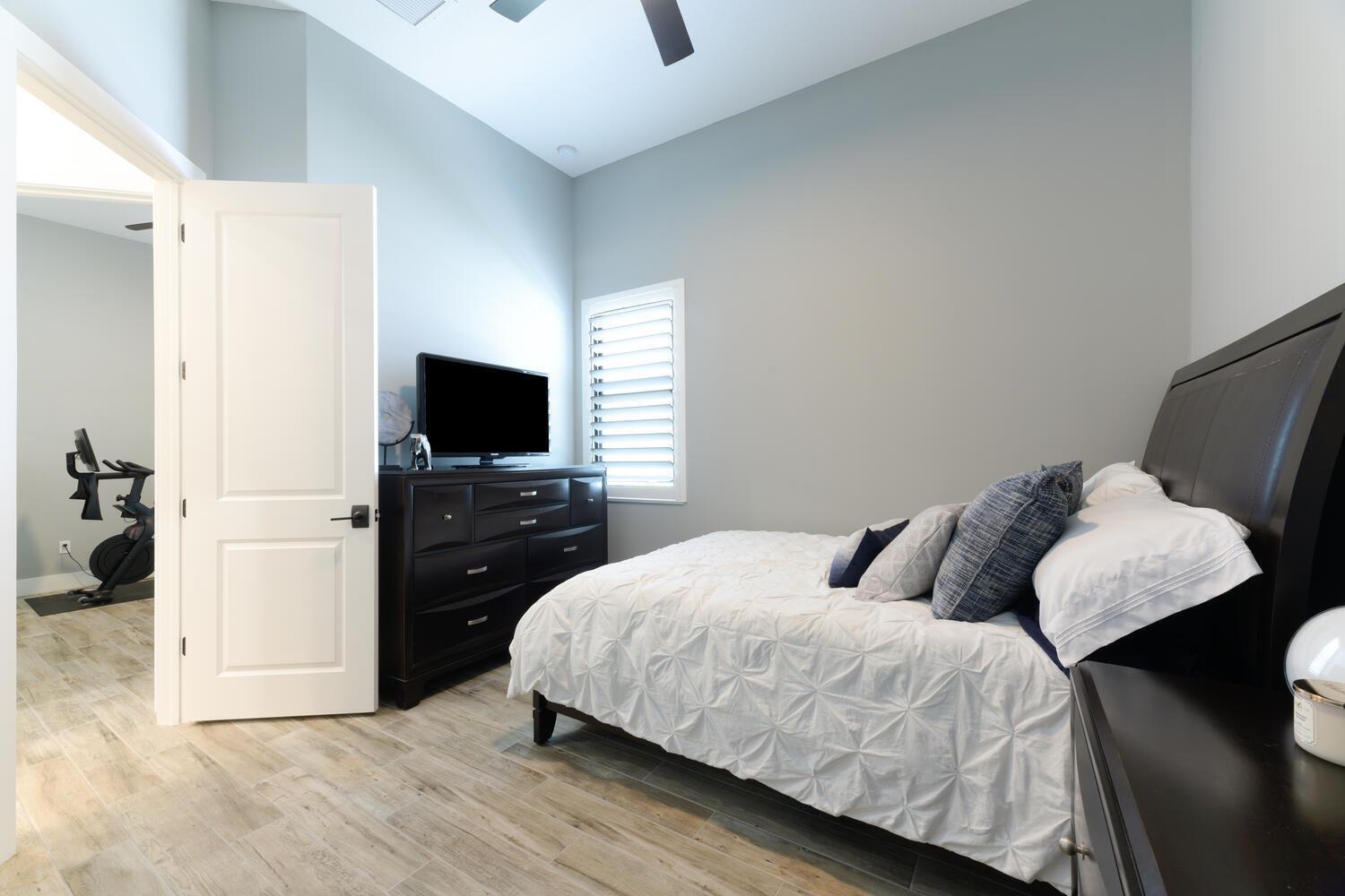 13674 Artisan Circle