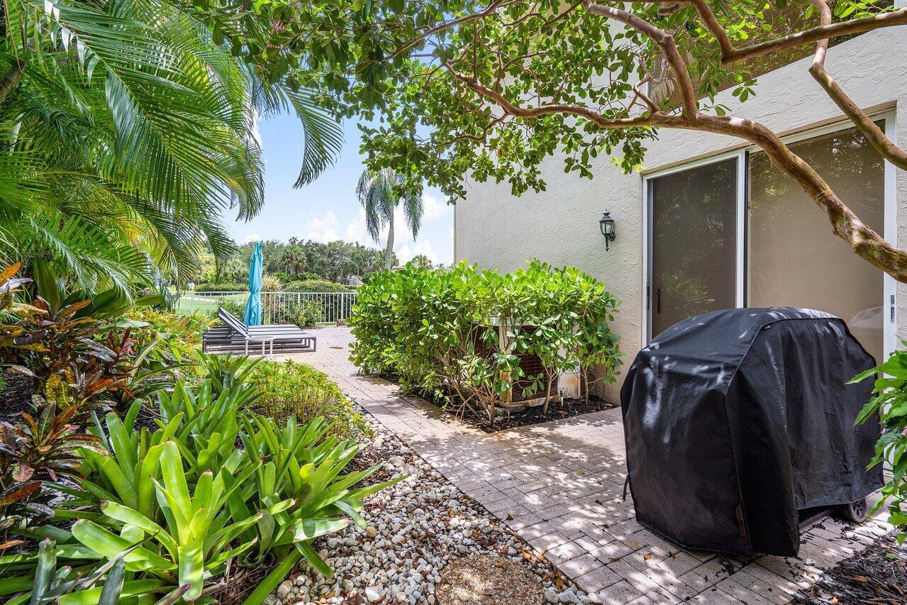 17437 Bridleway Trail