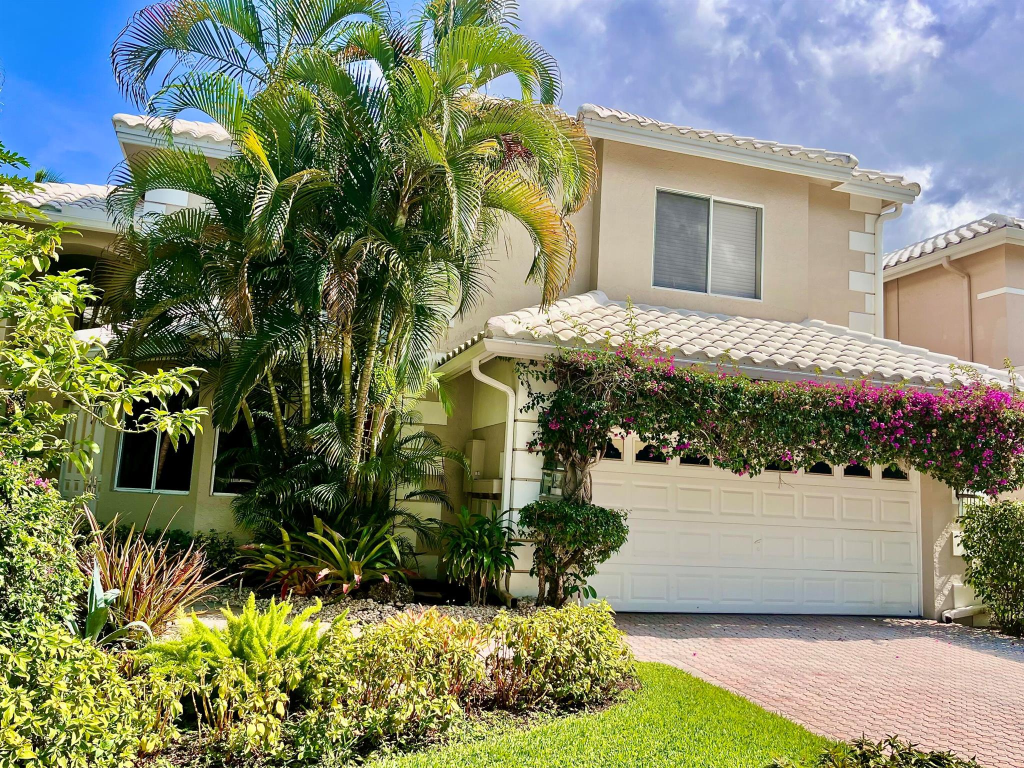 17437 Bridleway Trail