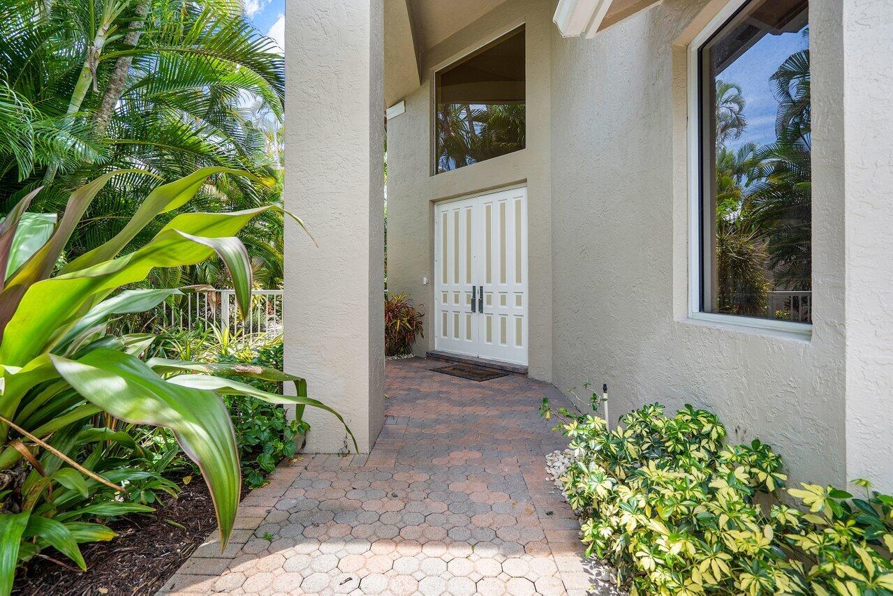 17437 Bridleway Trail