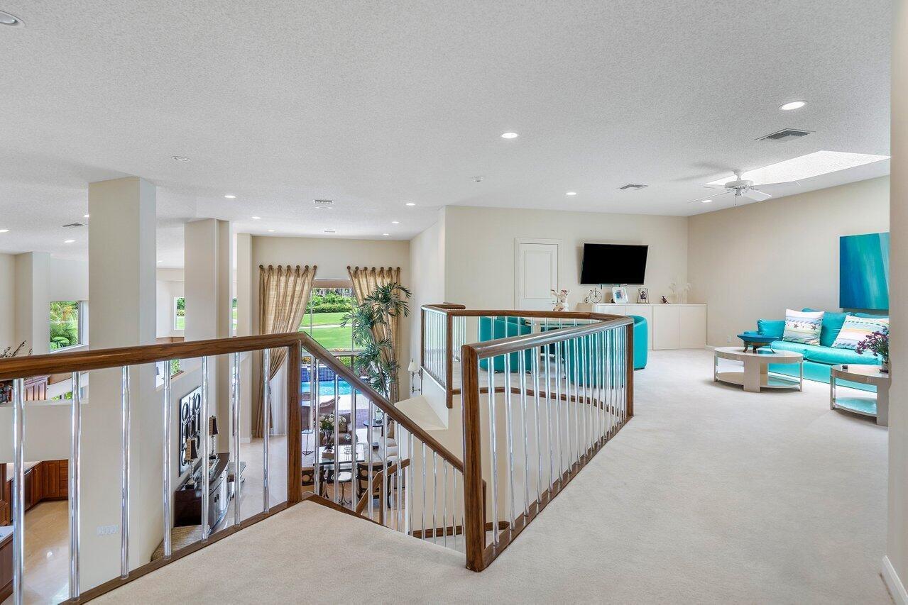 17437 Bridleway Trail