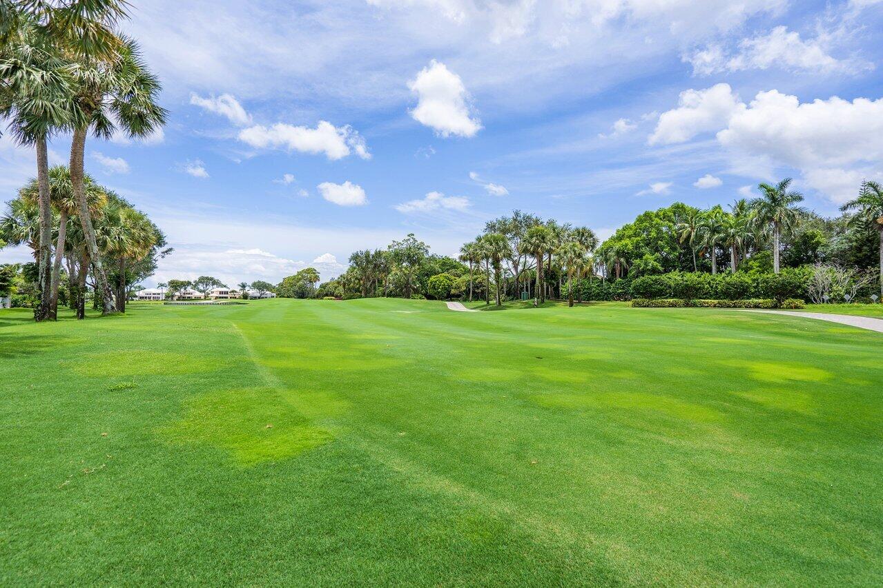 17437 Bridleway Trail