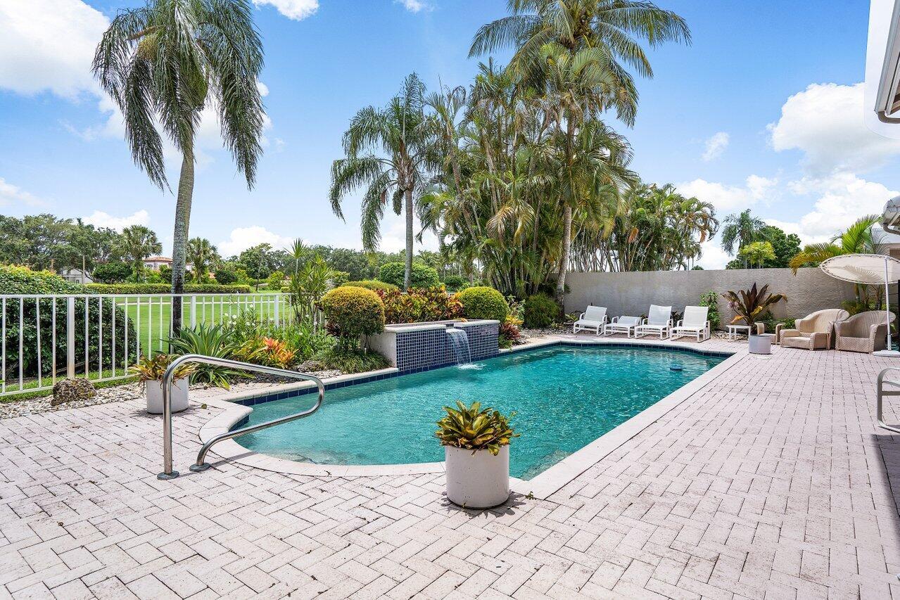 17437 Bridleway Trail