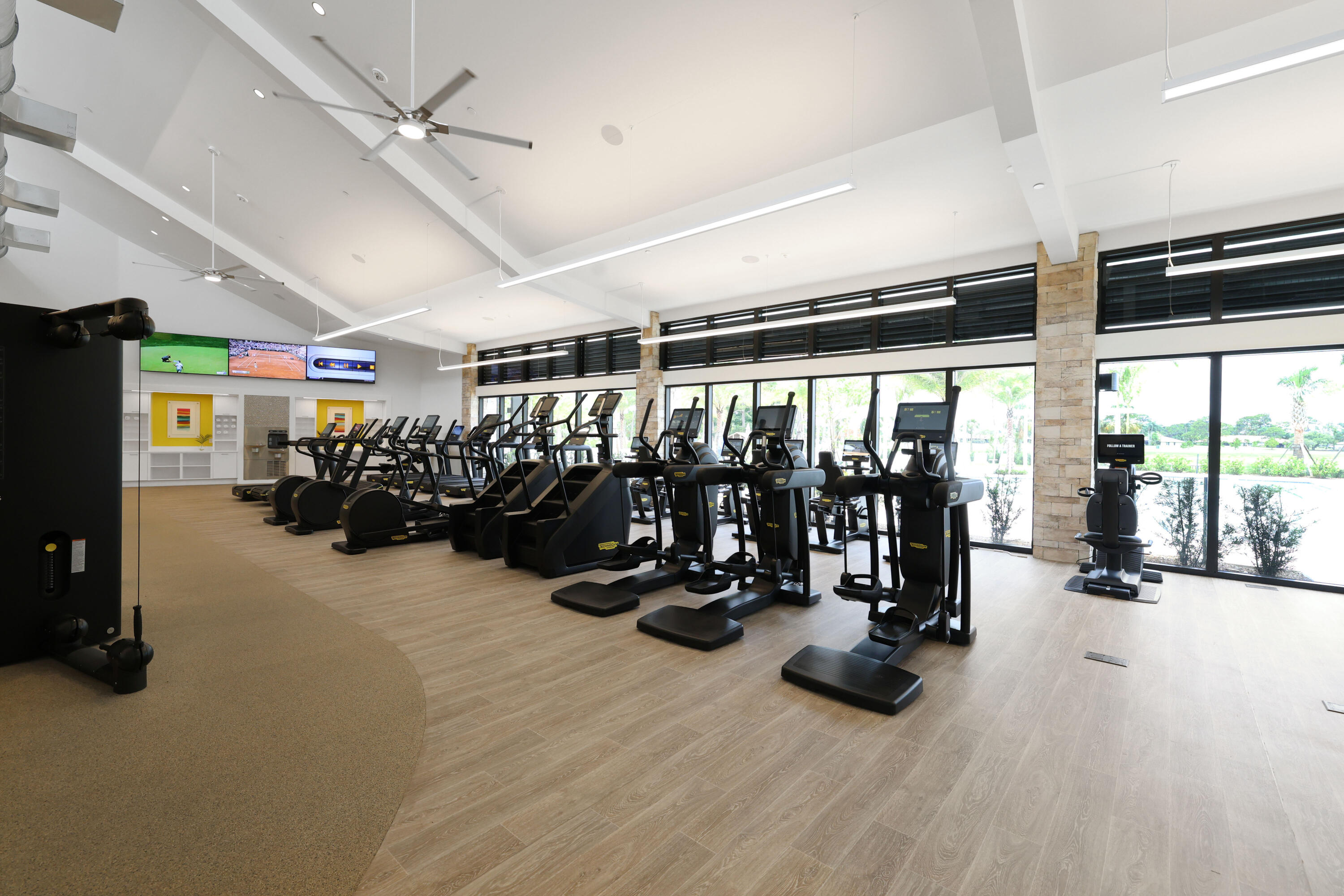 13870 Cross Pointe Court