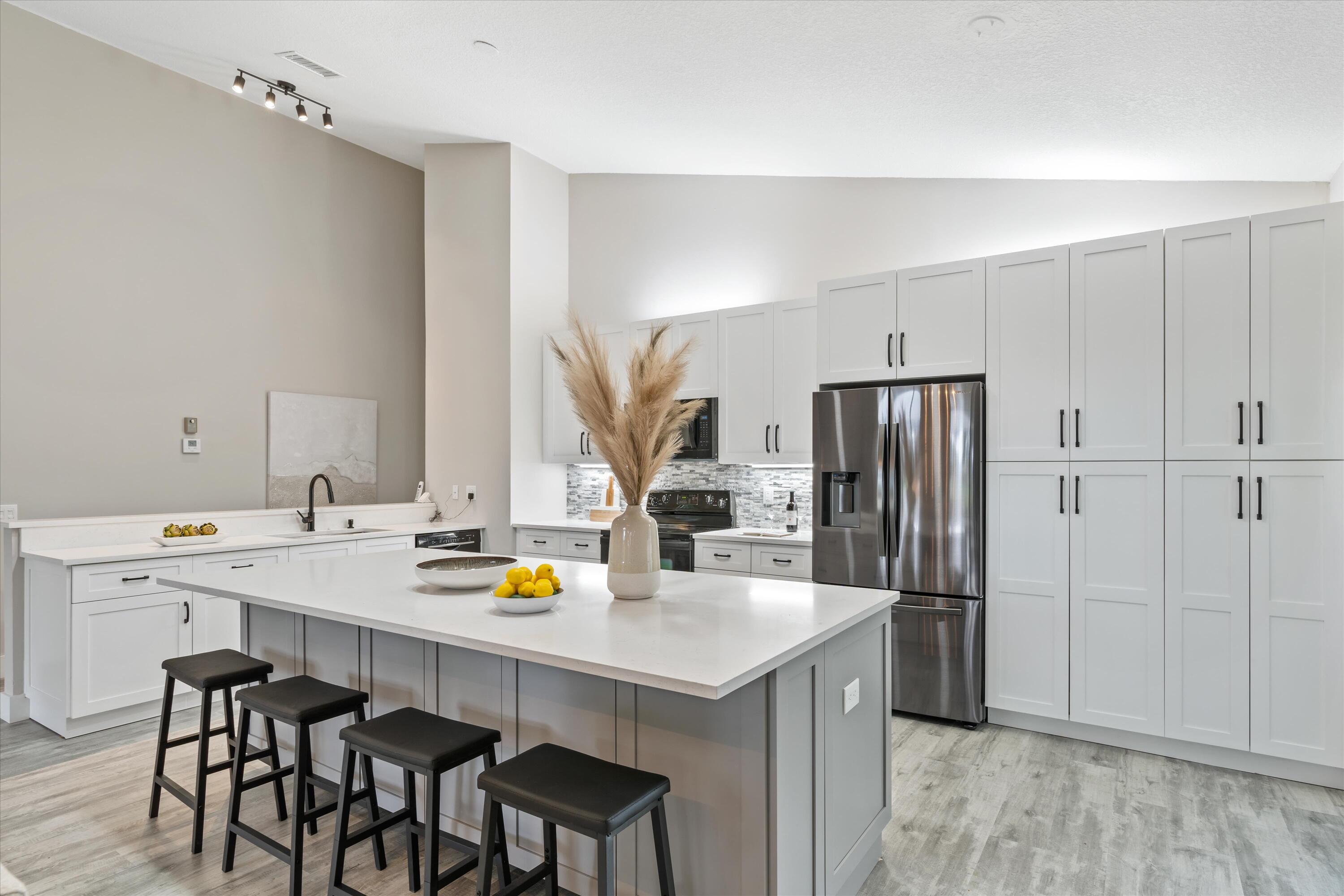 13870 Cross Pointe Court