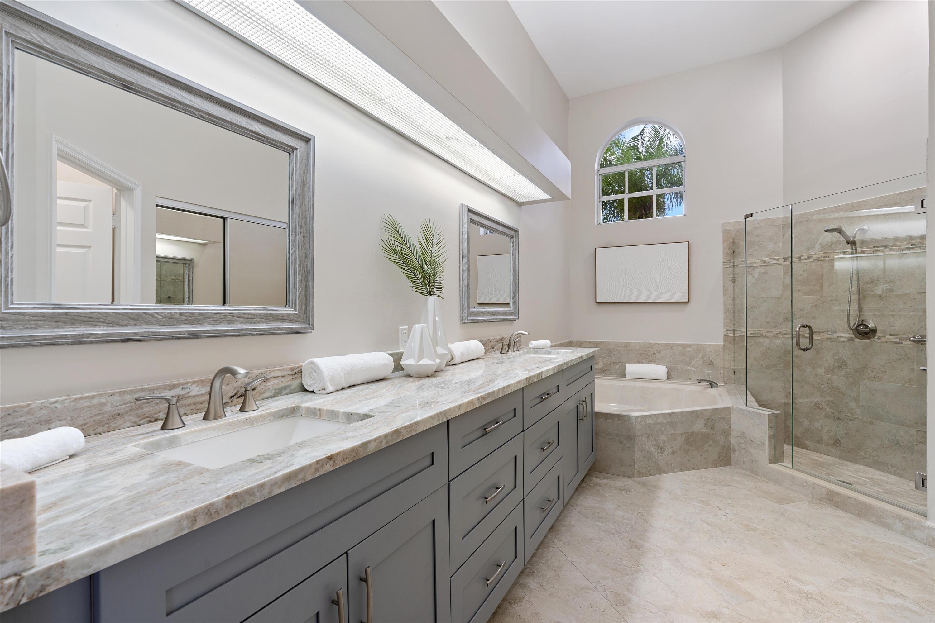 13870 Cross Pointe Court