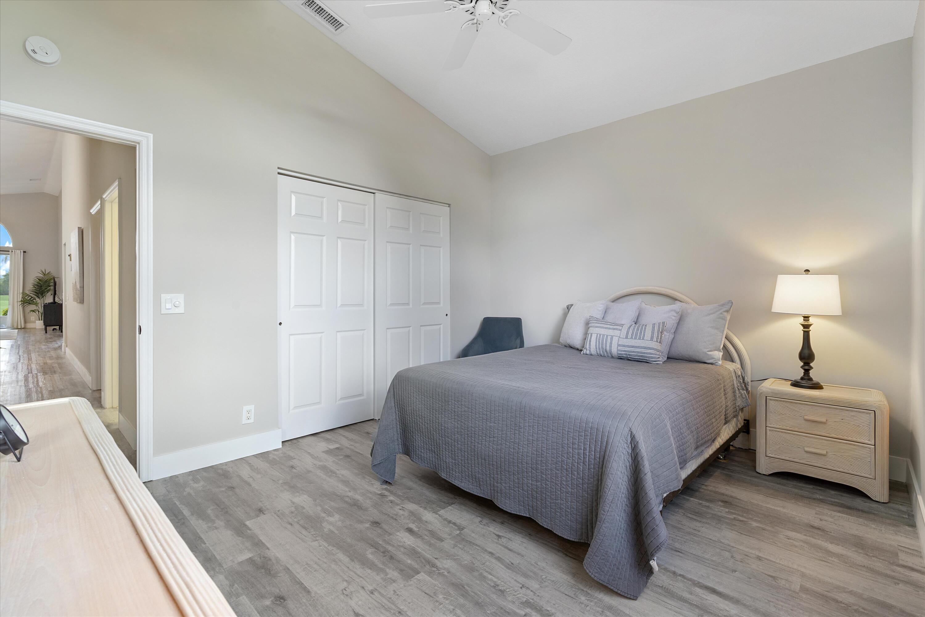 13870 Cross Pointe Court