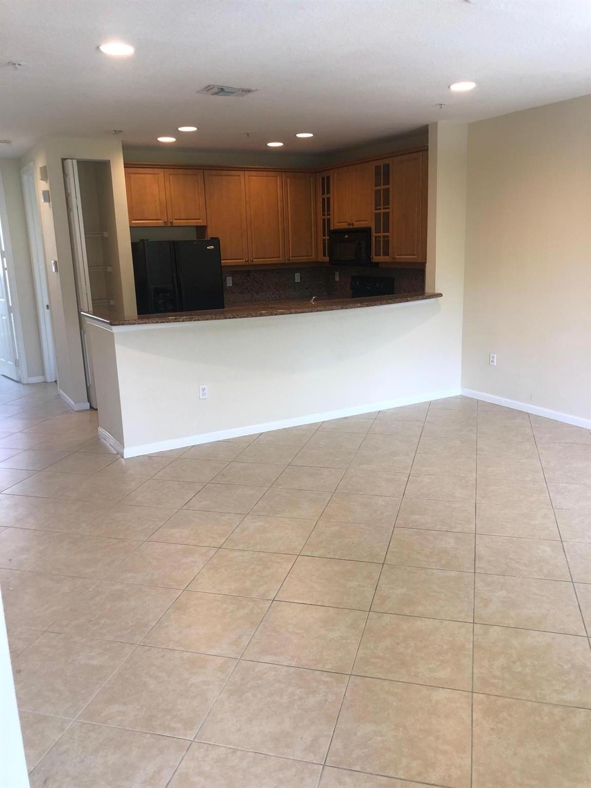 1425 Via De Pepi Unit: 1425