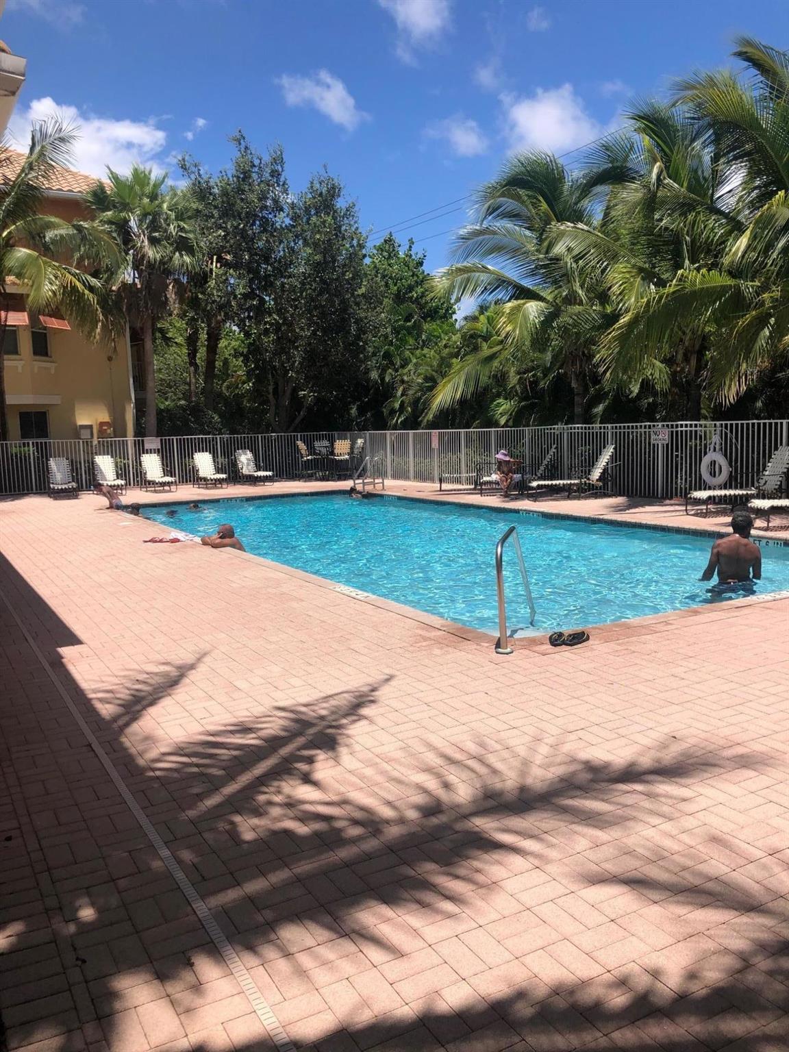 1425 Via De Pepi Unit: 1425