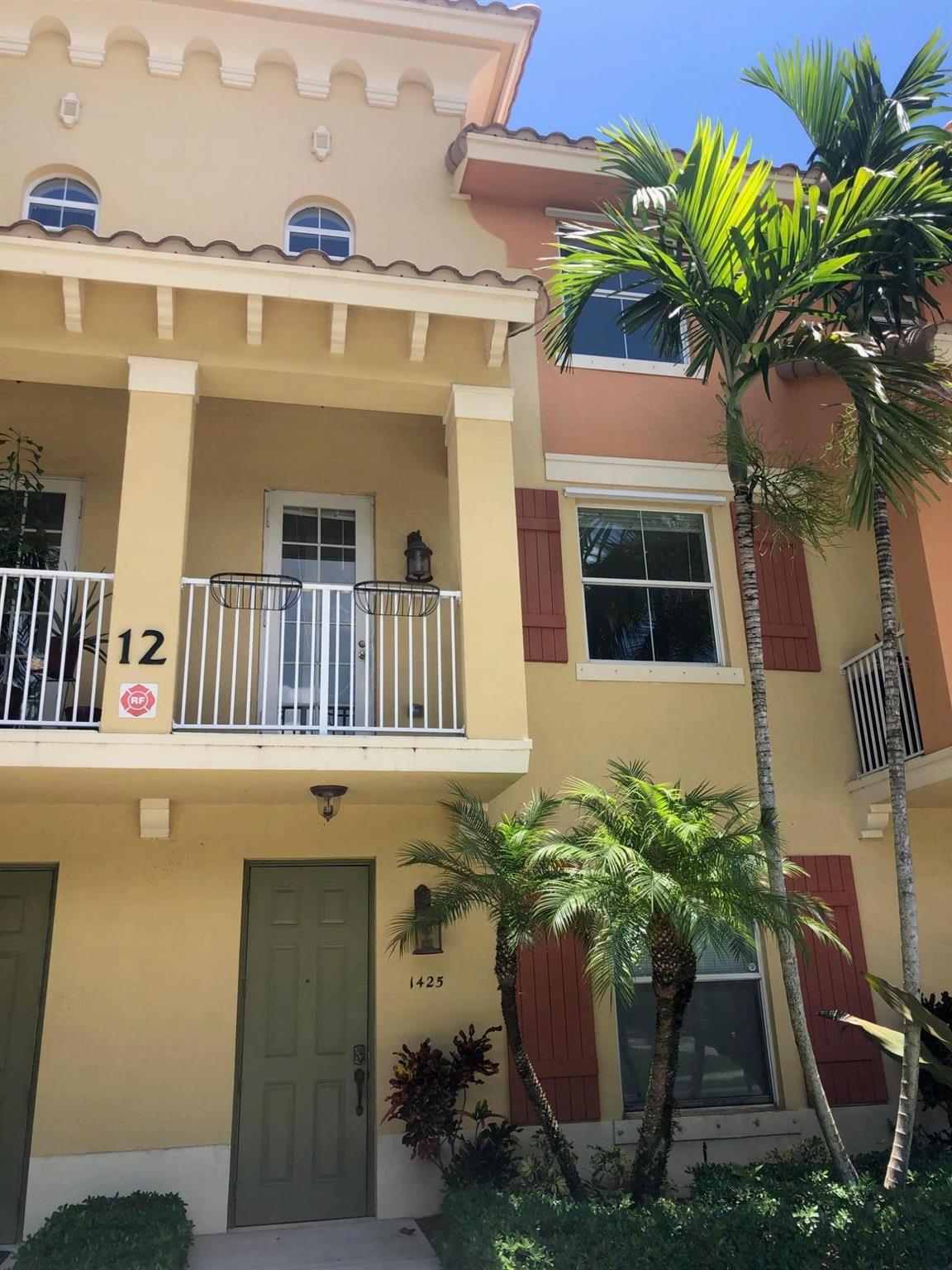 1425 Via De Pepi Unit: 1425