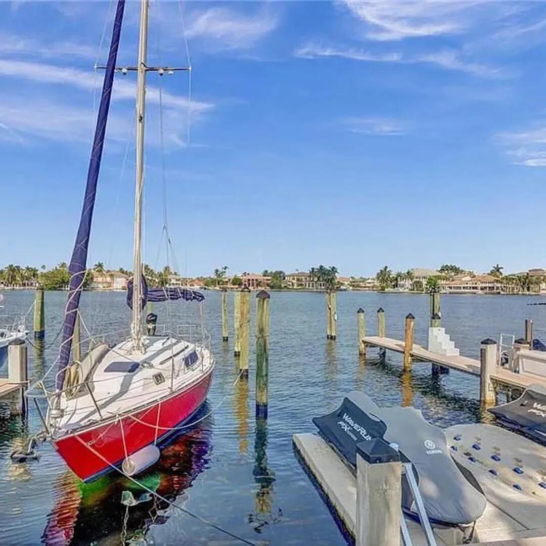 100 Pelican Pointe Drive Unit: 103