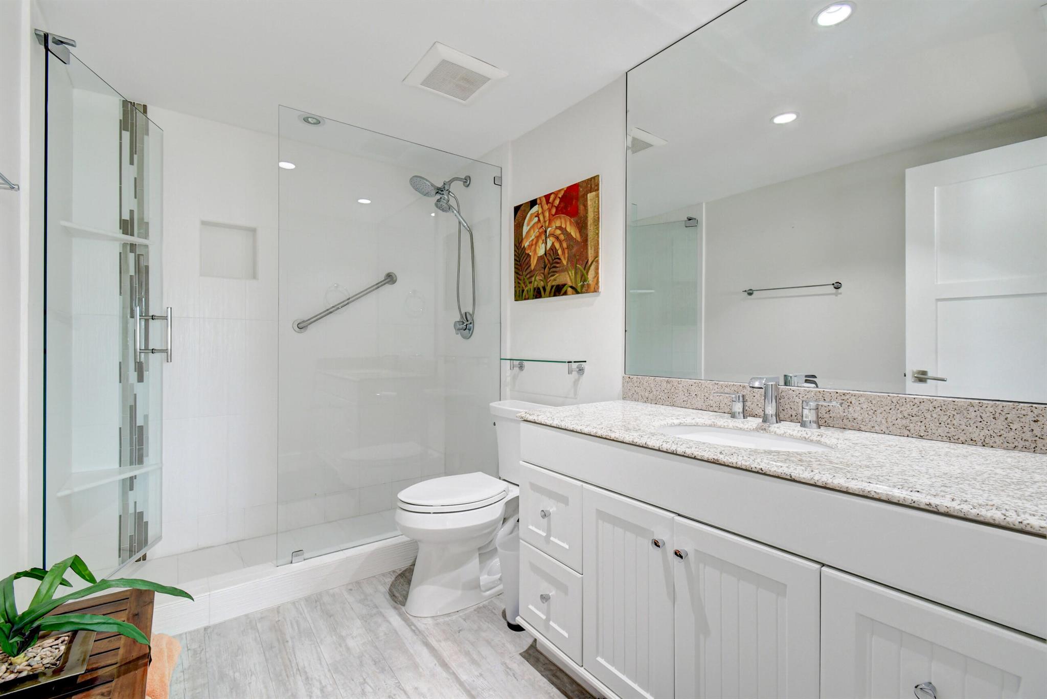 86 Macfarlane Drive Unit: 4h