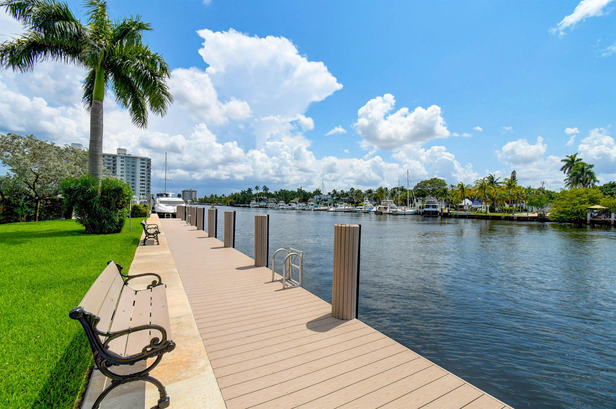 86 Macfarlane Drive Unit: 4h