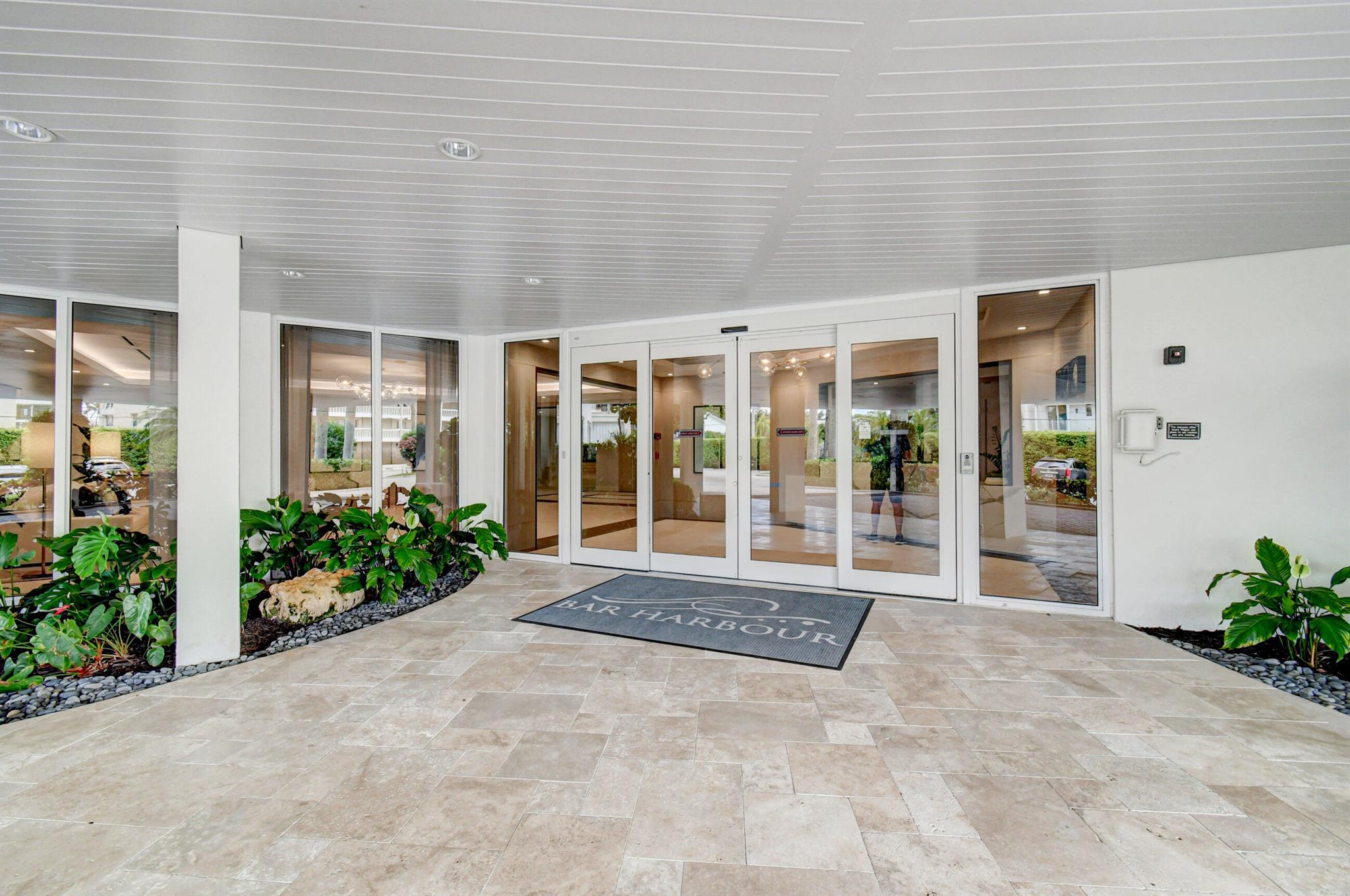 86 Macfarlane Drive Unit: 4h