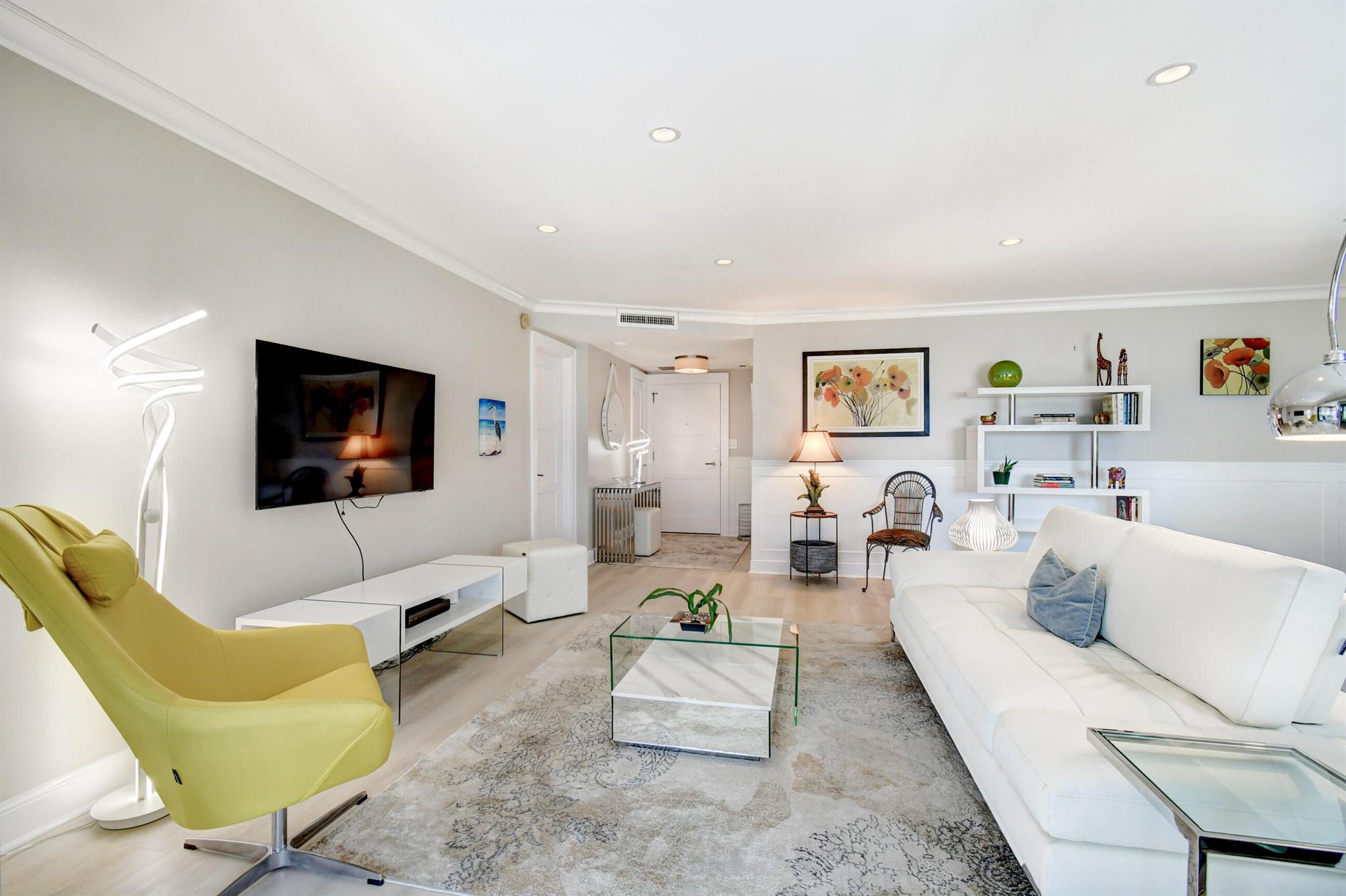 86 Macfarlane Drive Unit: 4h