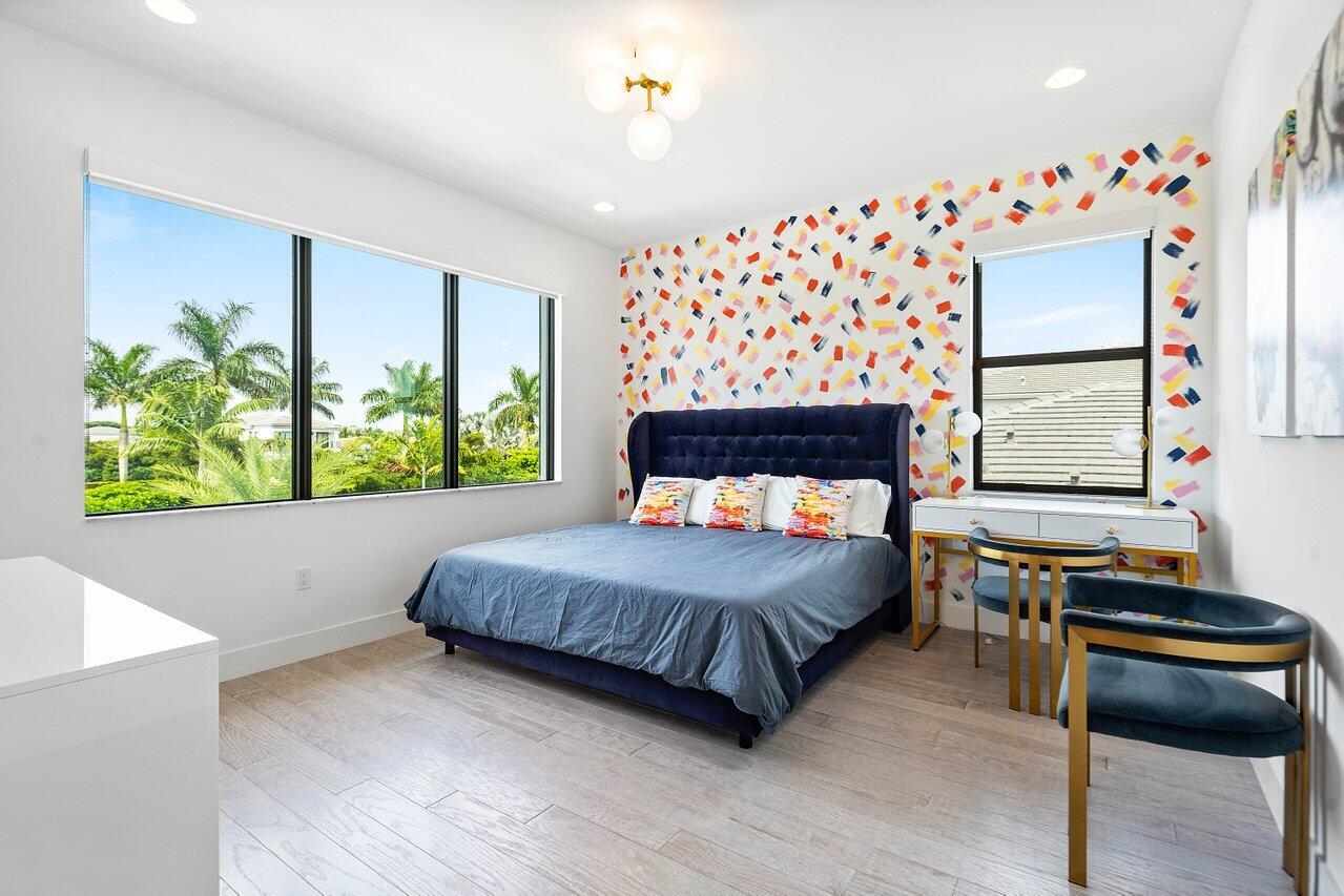 17142 Wandering Wave Avenue