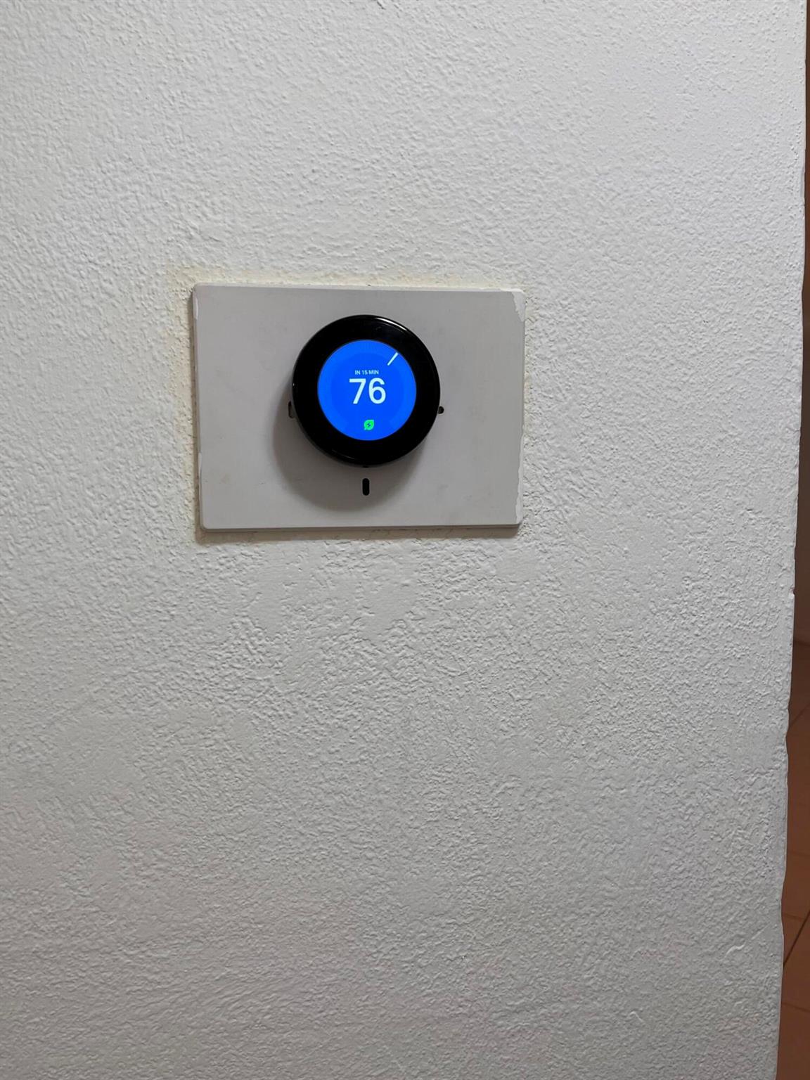 208 Wimbledon Lake Drive Unit: 208