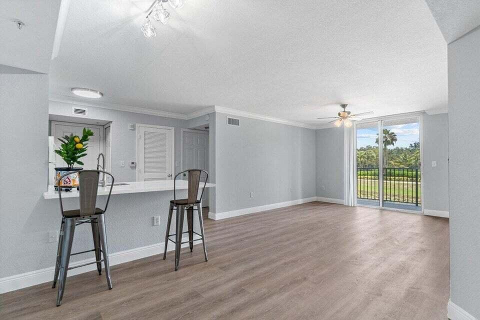 15065 Michelangelo Boulevard Unit: 206