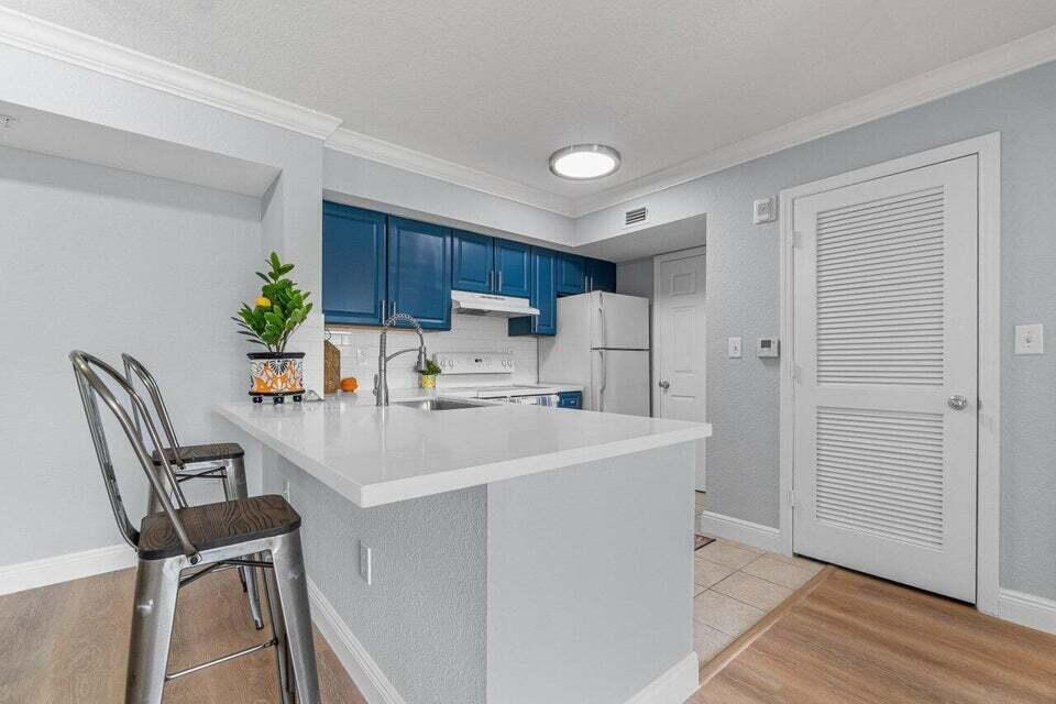 15065 Michelangelo Boulevard Unit: 206