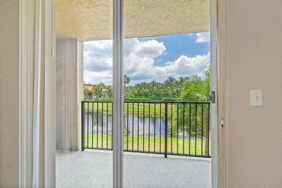 15065 Michelangelo Boulevard Unit: 206