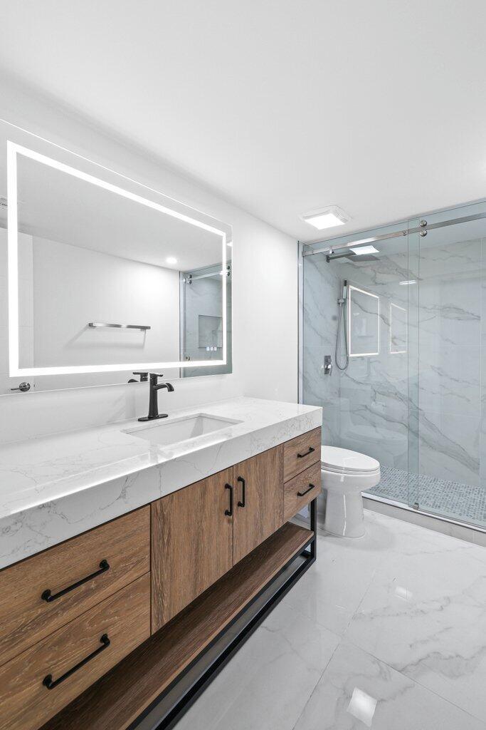 7754 Lakeside Boulevard Unit: 424