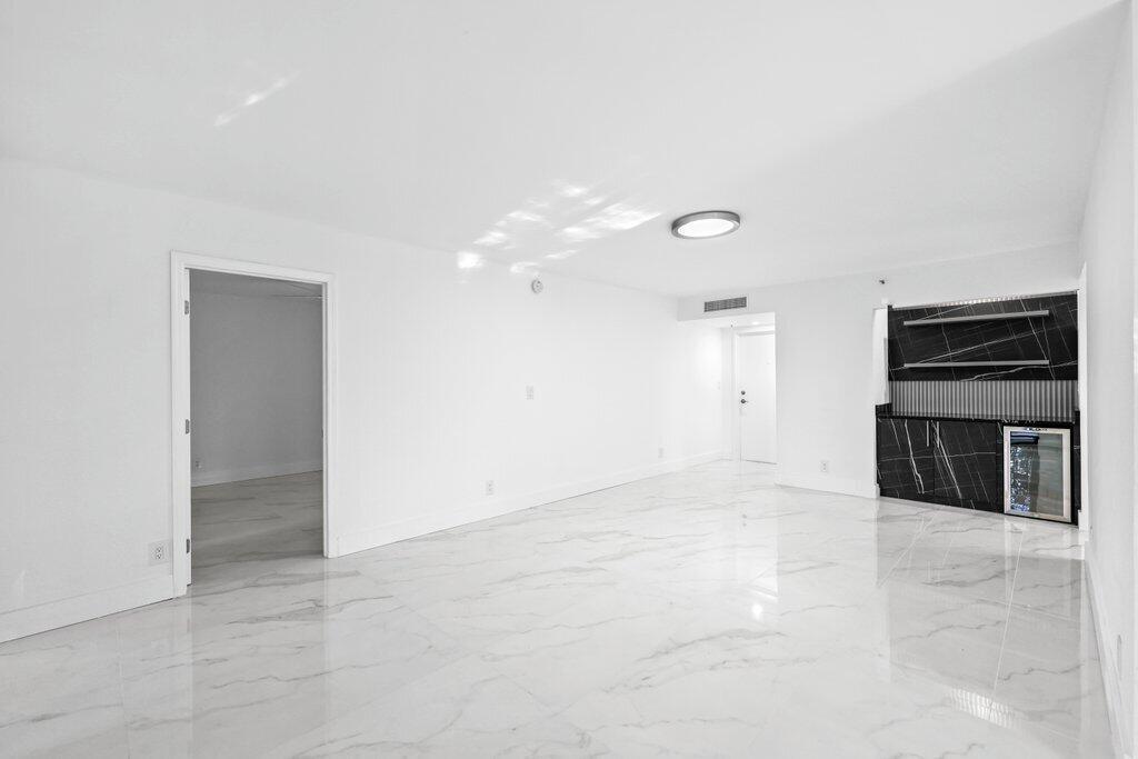 7754 Lakeside Boulevard Unit: 424