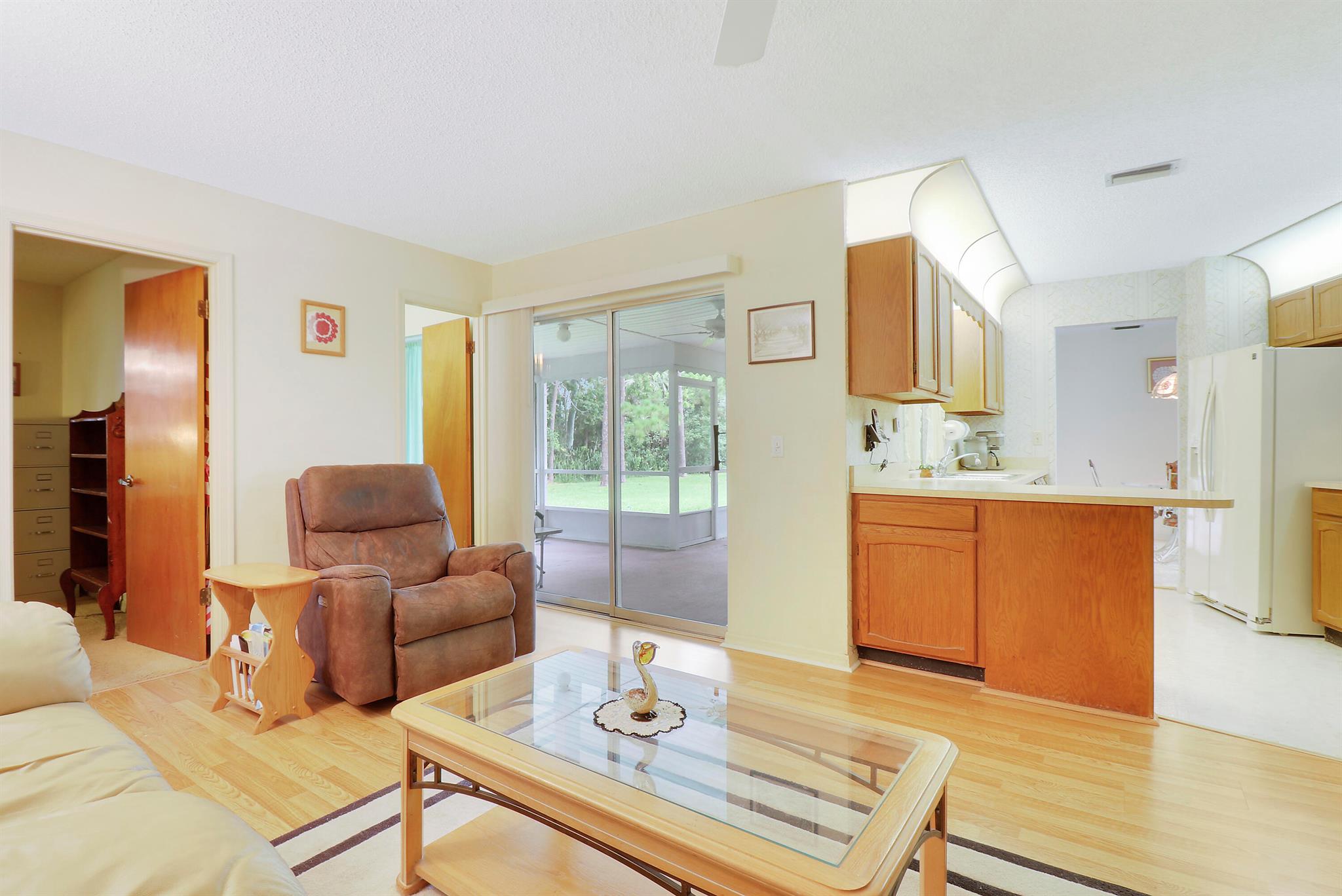 5635 SE Paramount Drive